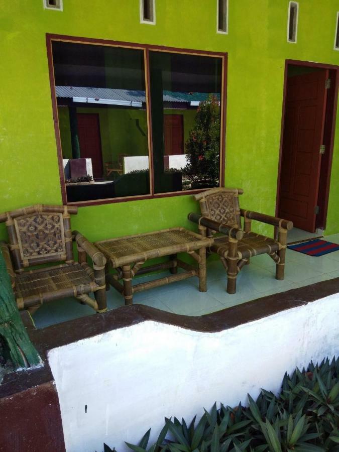 Mega Inn Tangkahan Buitenkant foto
